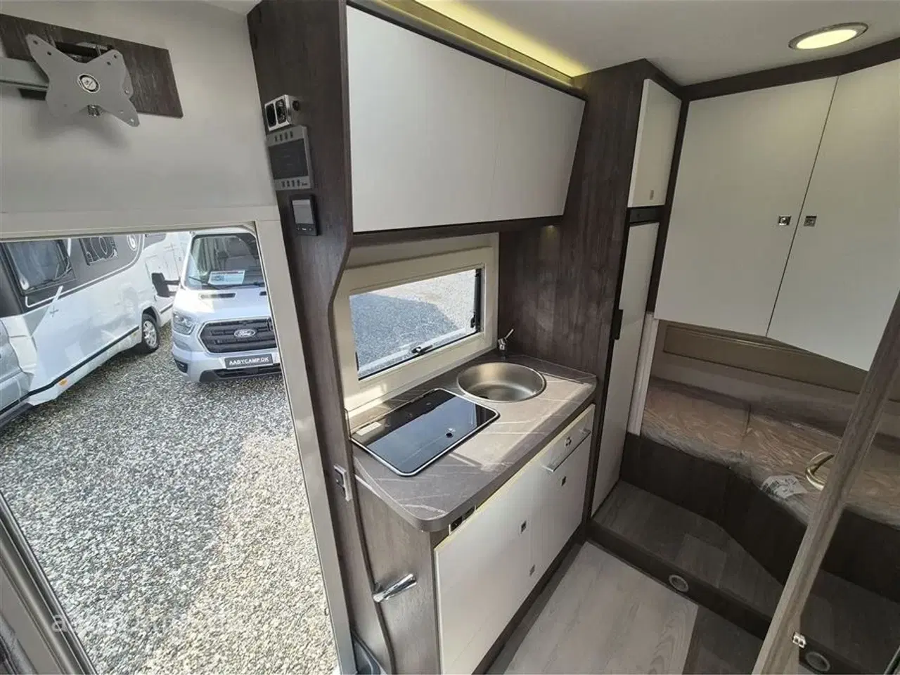 Billede 16 - 2025 - Benimar Tessoro 483   2025 Model på den Nye Ford Transit.