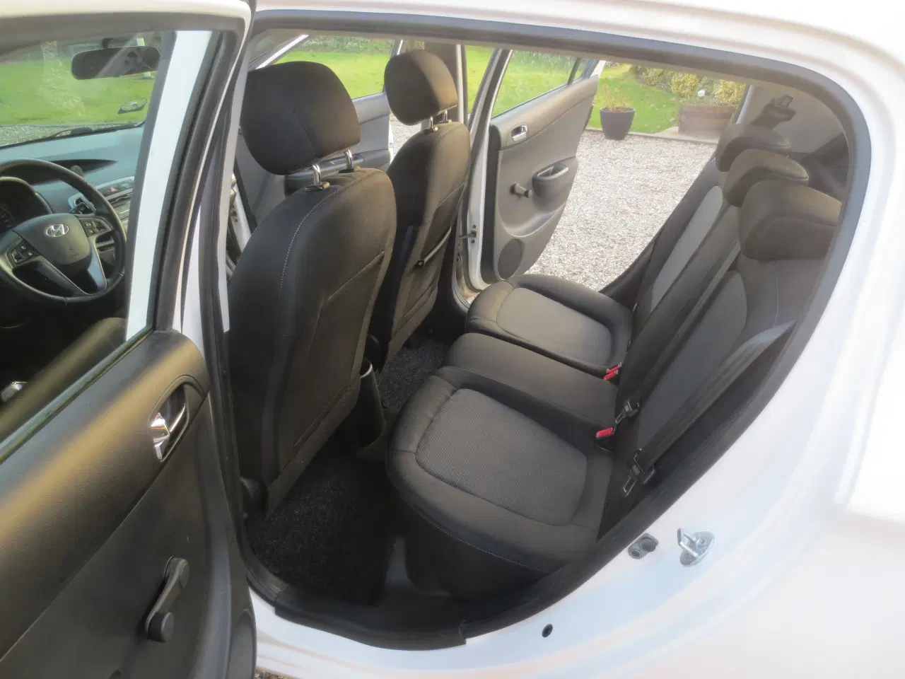 Billede 13 - Hyundai i 20 Årg 2013 Ny model. Nysynet. 