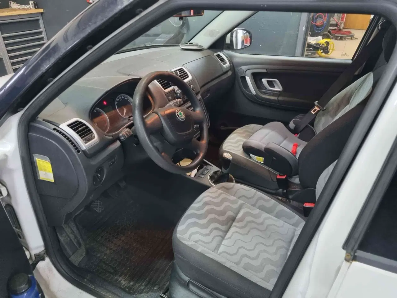 Billede 5 - Skoda FABIA Ambiente.1.2.benzin