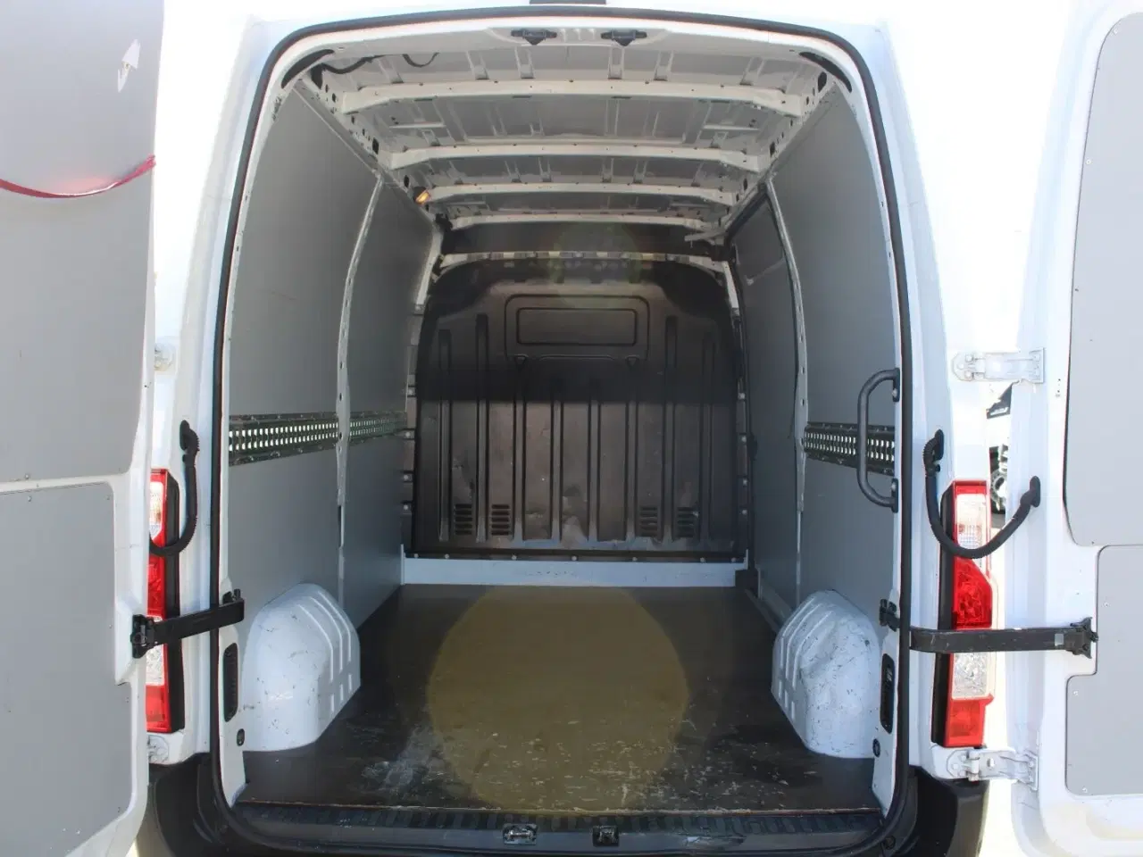 Billede 11 - Renault Master IV T33 2,3 dCi 135 L2H2 Kassevogn
