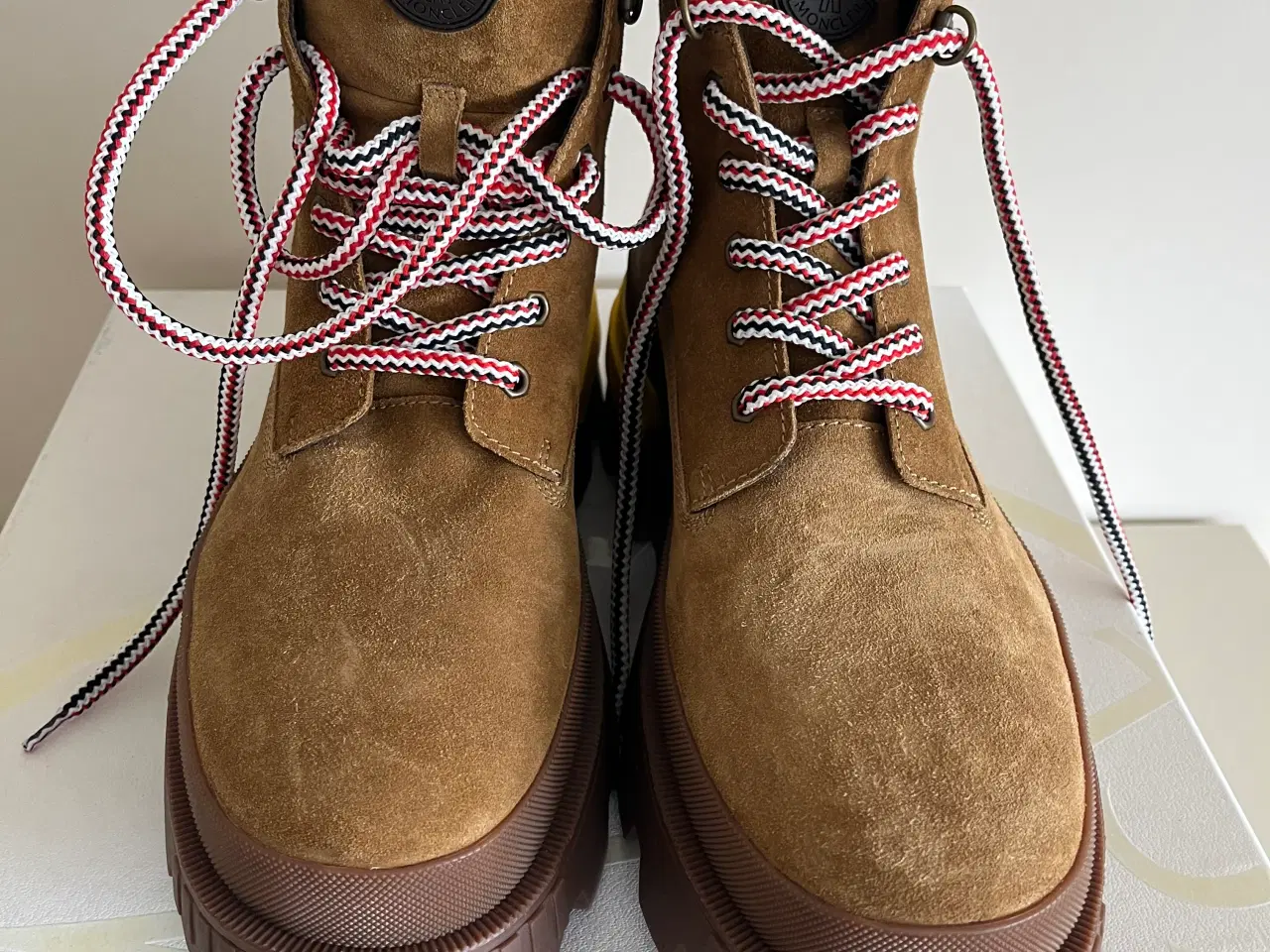 Billede 4 - Flotte Moncler Støvler str. 42,5