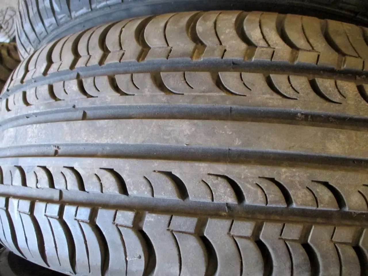 Billede 3 - 215/65/15" Hankook optimo sommerdæk 4 stk.