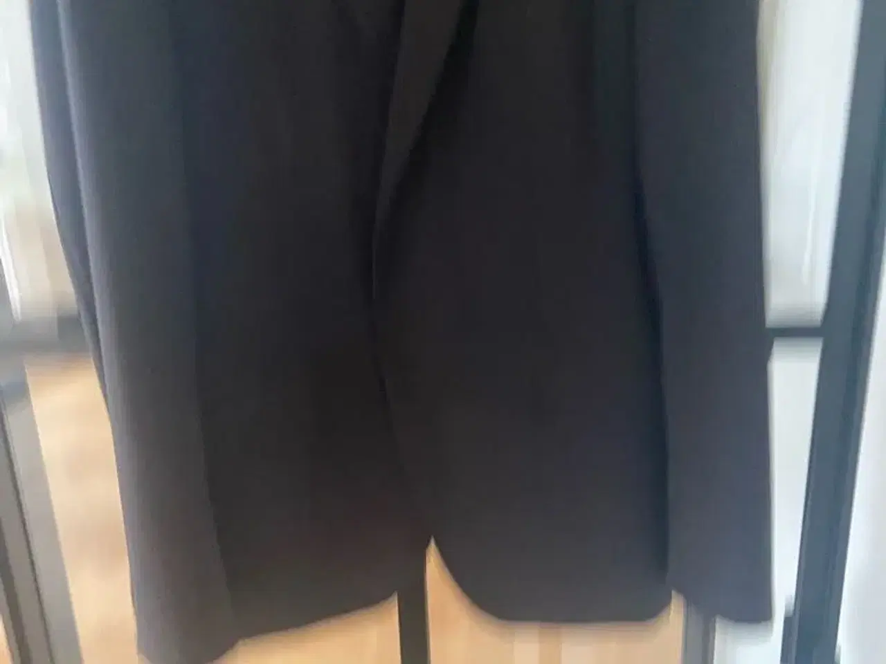 Billede 4 - Hugo boss jakke, jakkesæt
