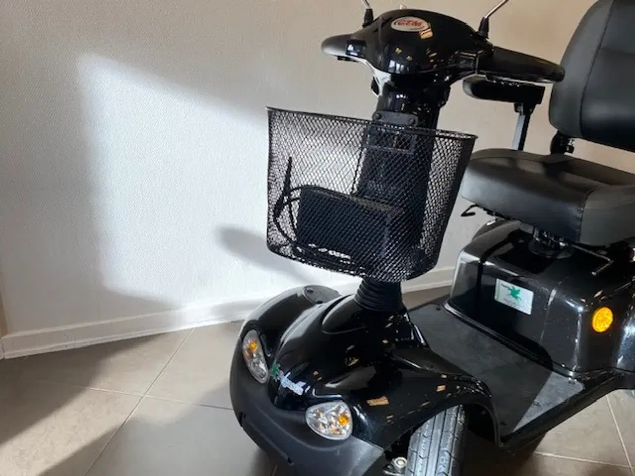 Billede 2 - Brugt Elscooter Apollo 589 nr. 70070