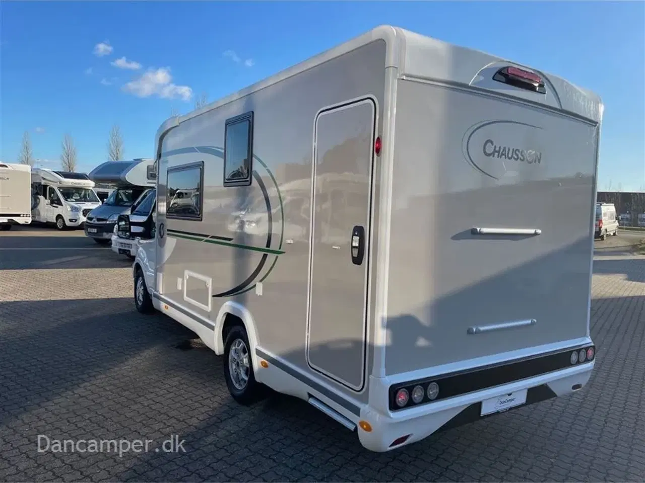 Billede 3 - 2023 - Chausson 660 Titanium ULTIMATE   Chausson 660 Titanium ULTIMATE - 170 HK og 6 trins automatgear. Designet vundet den Europæiske innovationspris.
