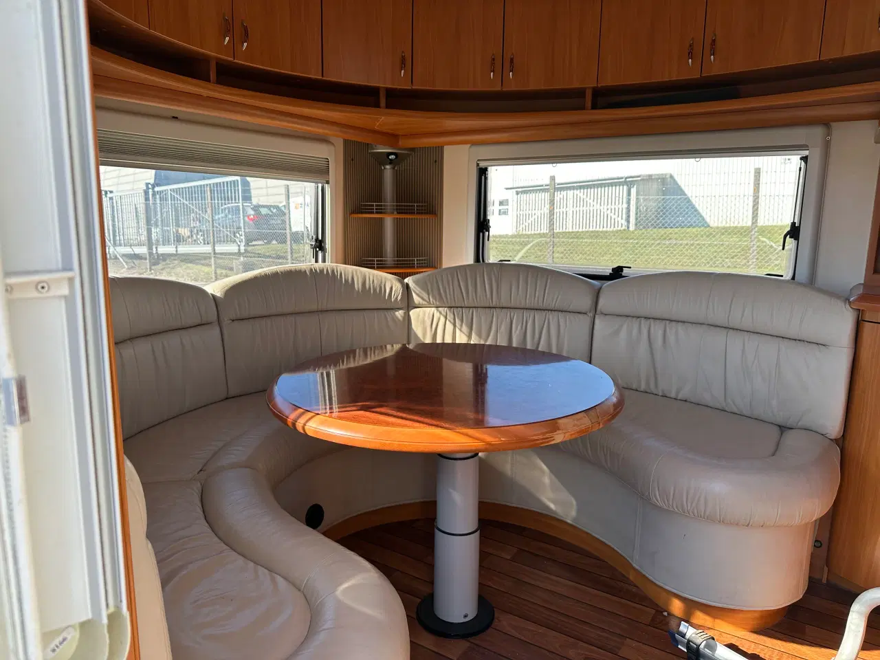 Billede 8 - Hobby 560 Excelsior m/ mover og aircon