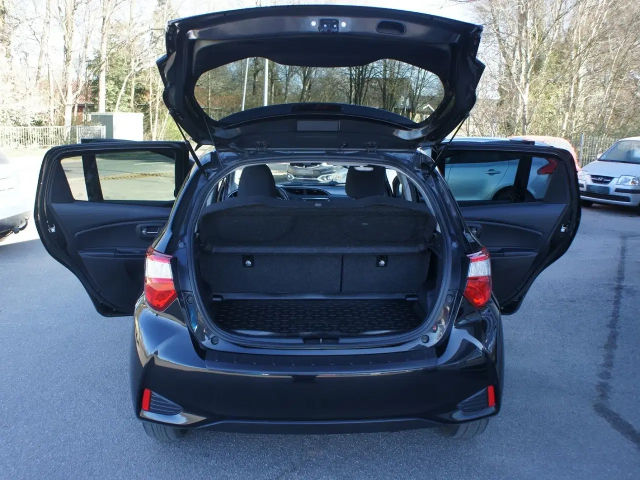 Billede 8 - Toyota Yaris 1,5 Hybrid CHIC e-CVT