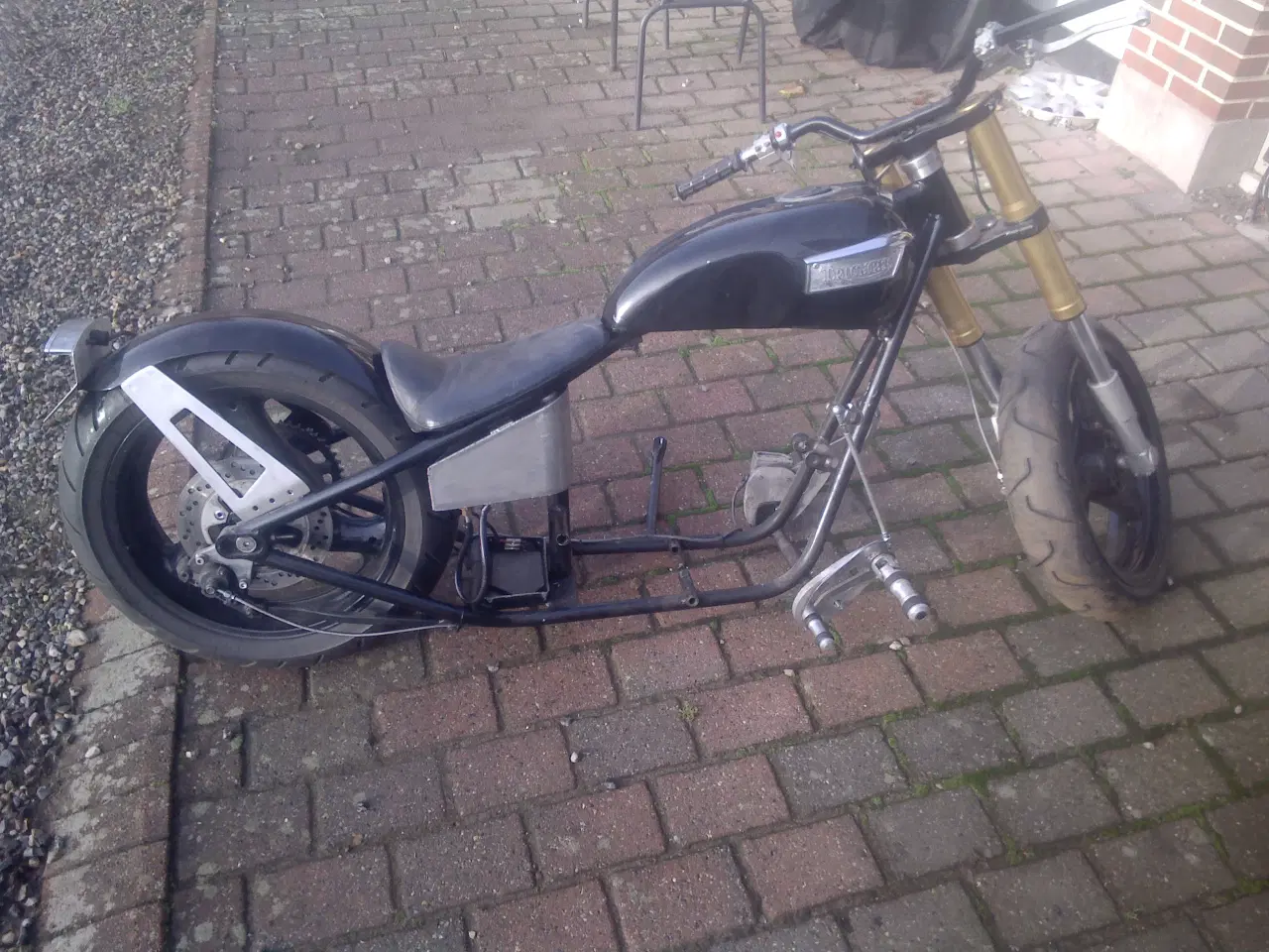 Billede 2 - triumph   stel