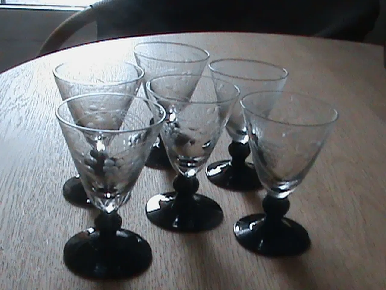 Billede 10 - Drikkeglas med sort fod