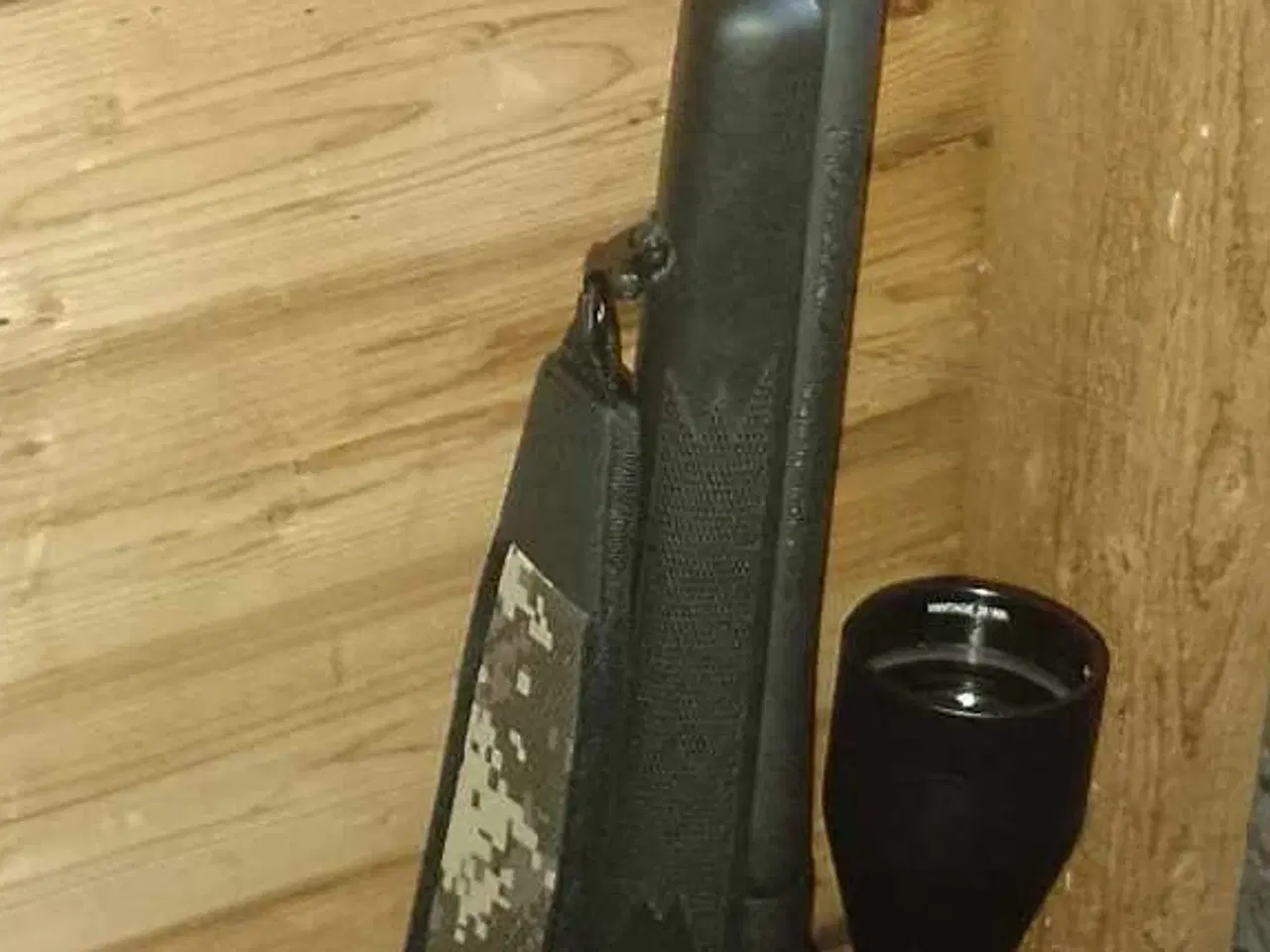 Billede 1 - jagtriffel 30.06 Mossberg 100 atr