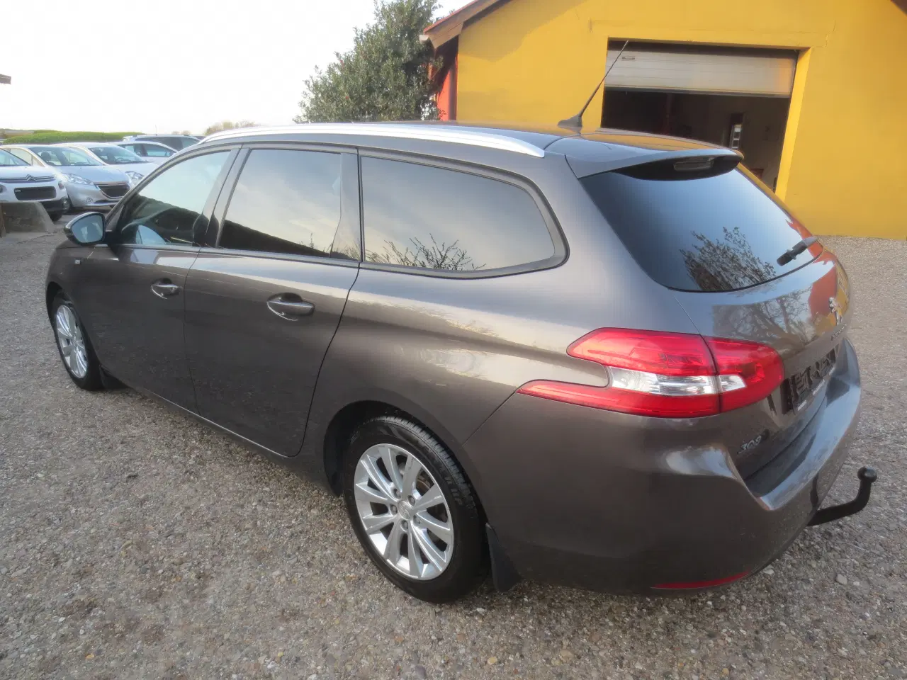 Billede 9 - Peugeot 308 1.6 Blue HDi Stc år 2016. 