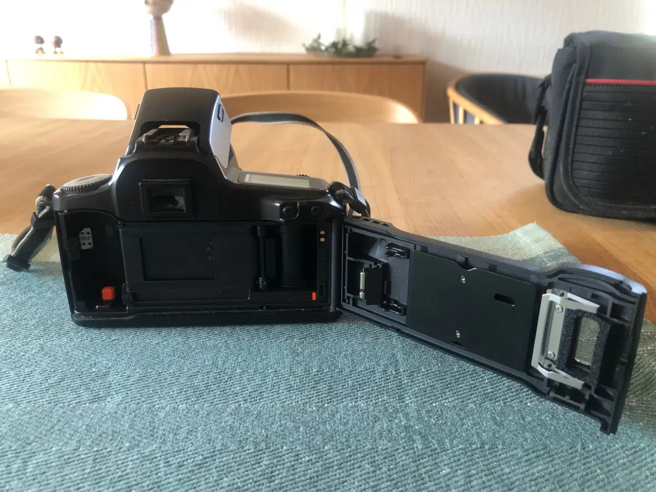 Billede 7 - Canon EOS 1000F spejlreflekskamera - velholdt