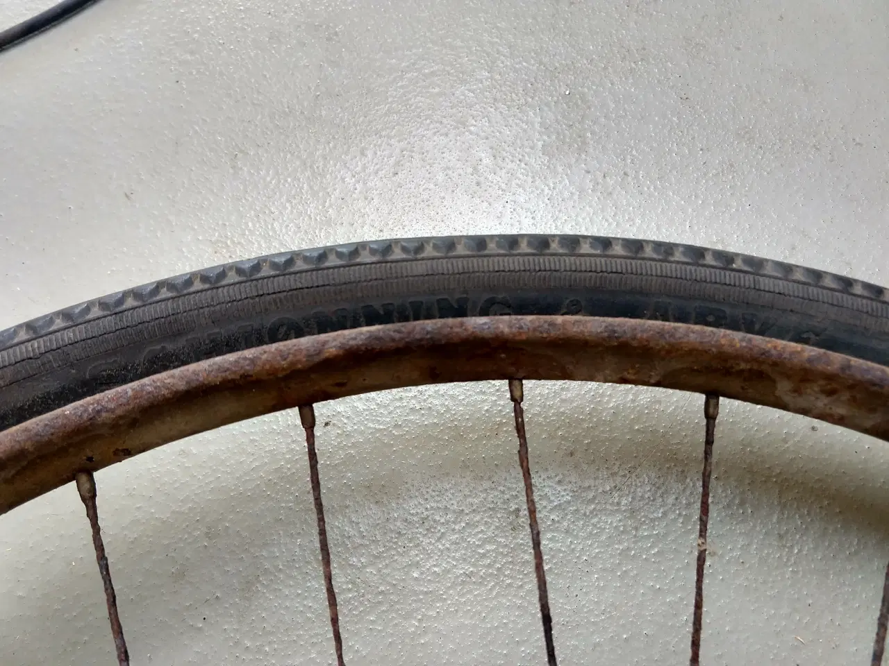 Billede 3 - Forhjul til 28 " cykel