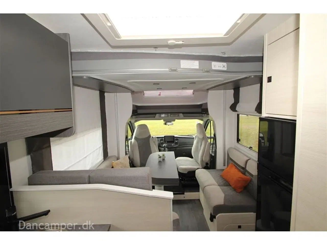 Billede 4 - 2022 - Chausson Titanium 716   FABRIKSNY - Fantastisk delintegreret autocamper med el. sænkbar køjer i bag.og sænkbar dobbeltseng i front, 170 HK og Automatgear