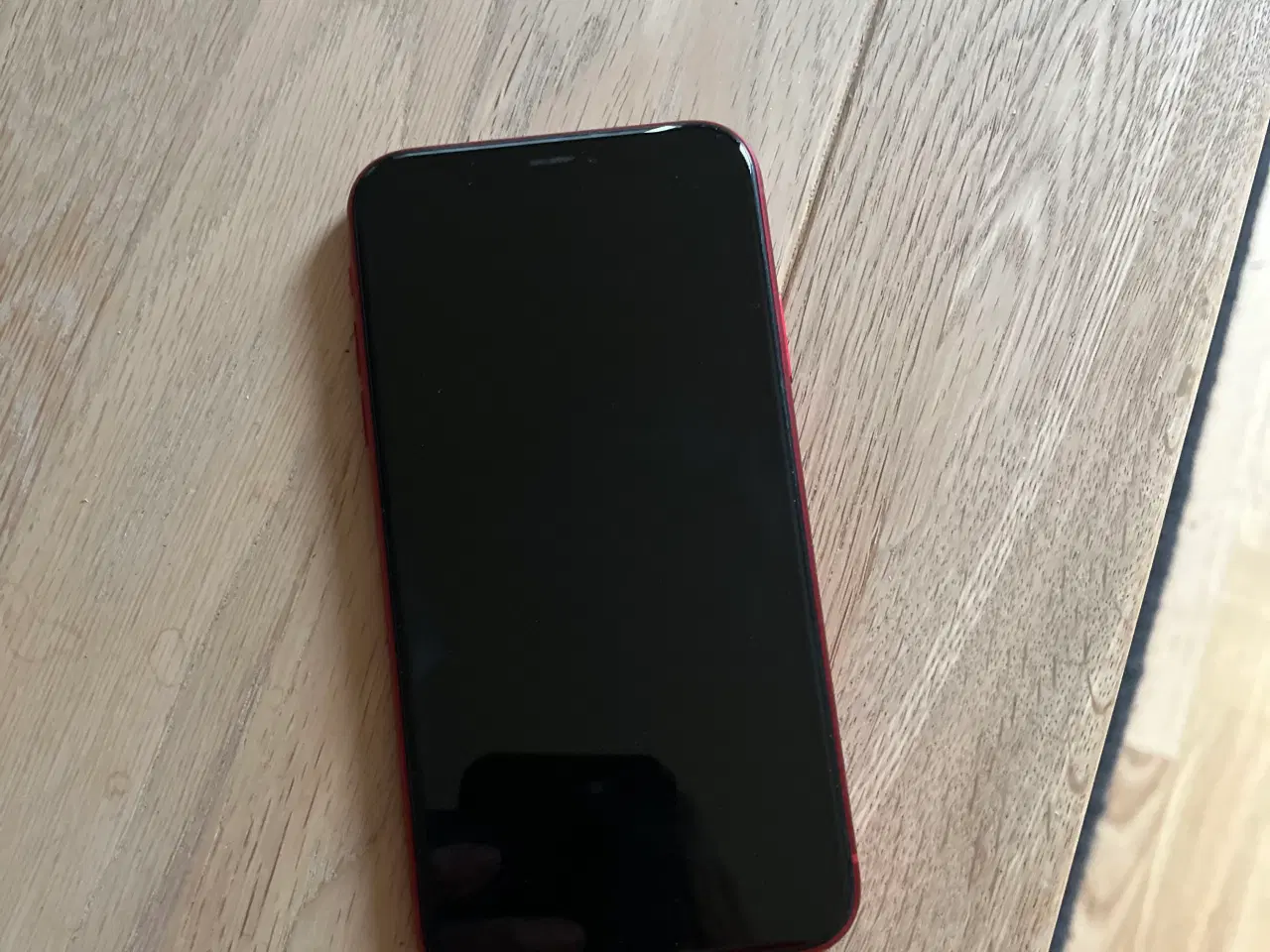Billede 1 - iPhone xr prisen er 850 eller kom med et bud 