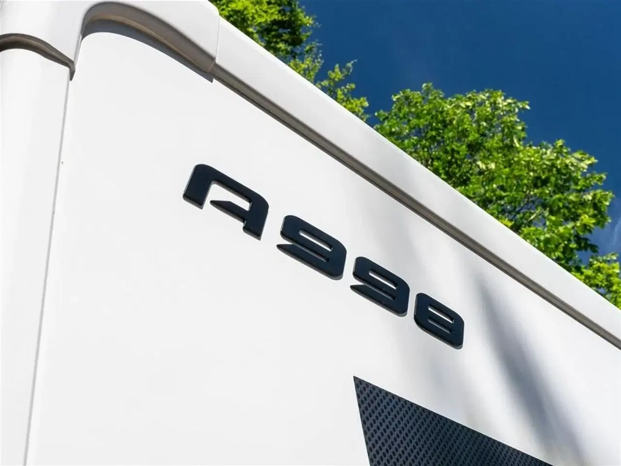 Billede 38 - 2024 - Benimar Amphitryon 998 Northautokapp   KAMPAGNE - SPAR: 80.000 KR.