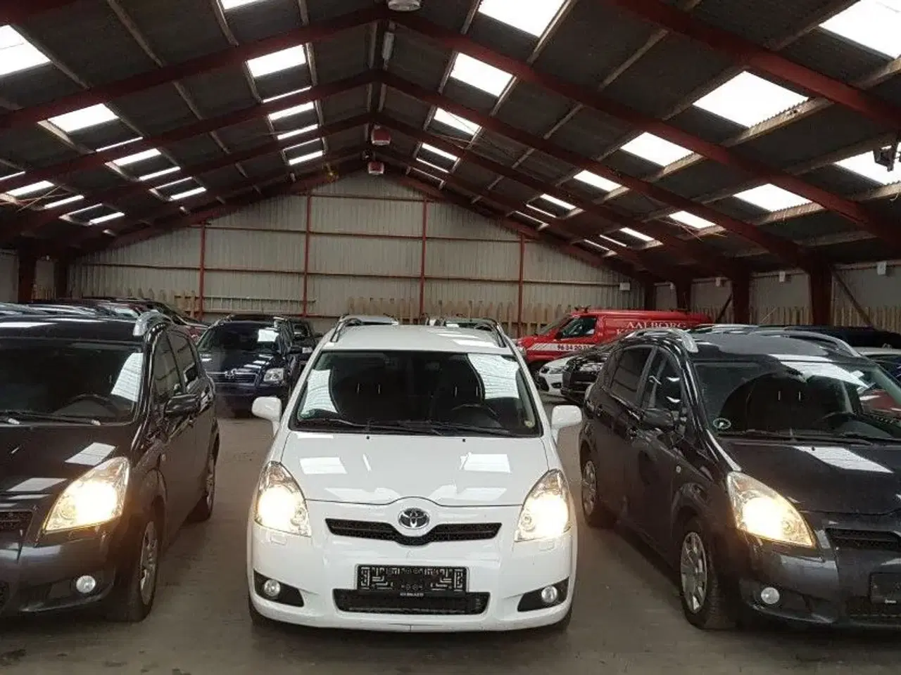 Billede 1 - Toyota Corolla Sportsvan købes 