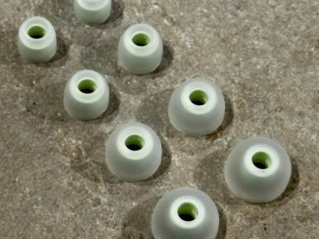 Billede 1 - Silikone Ørepuder Til Beoplay H3, H5, E4, E6 og E8 Mint Gennemsigtig