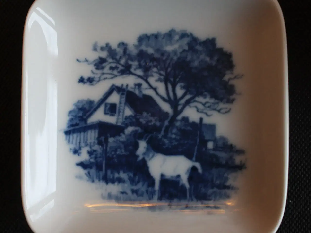 Billede 6 - Små platter / skåle fra Royal Copenhagen 