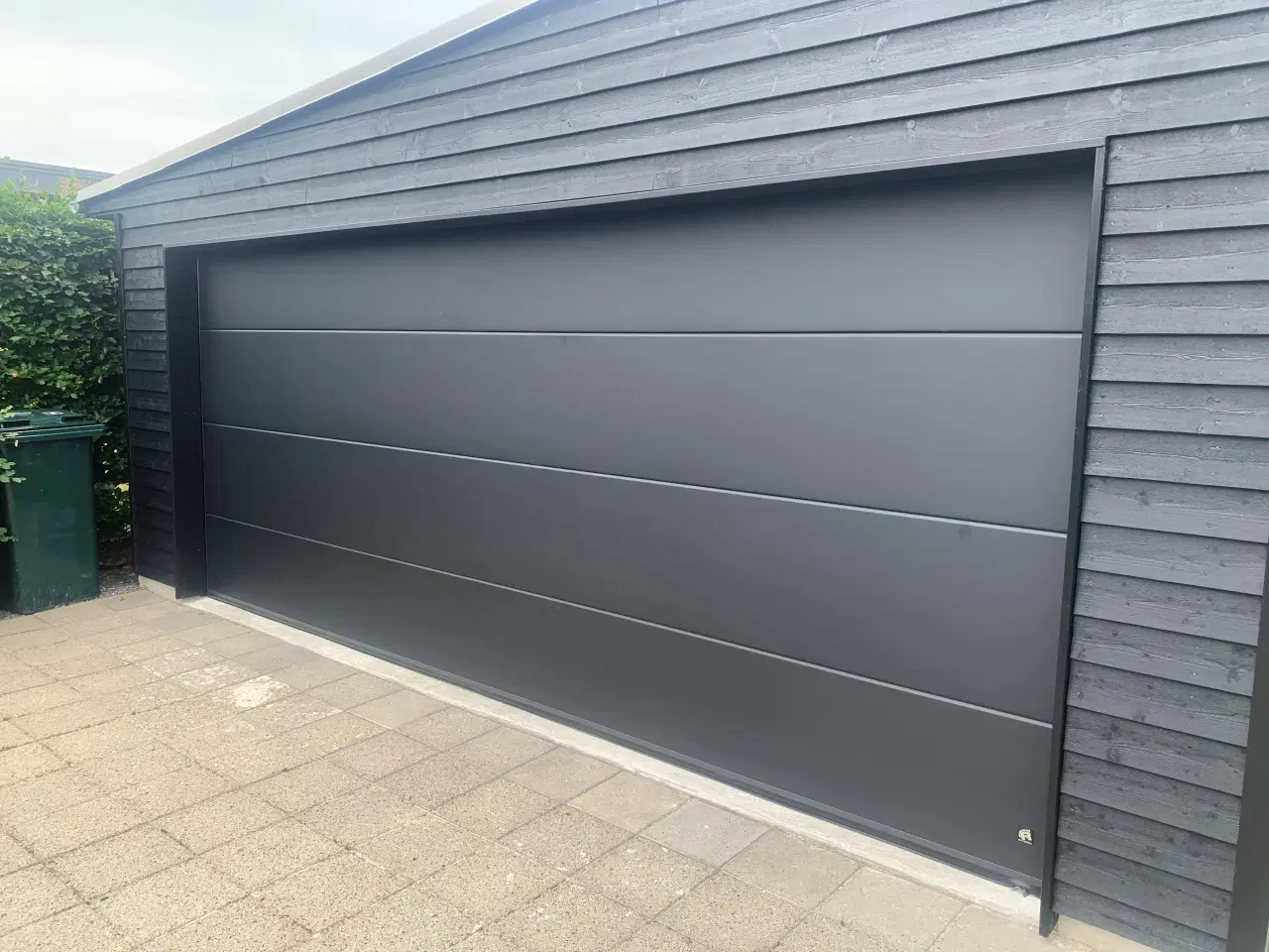 Billede 9 -  ledhejseport ,skydeport,SIDEHÆNGSLEDE GARAGEPORTE