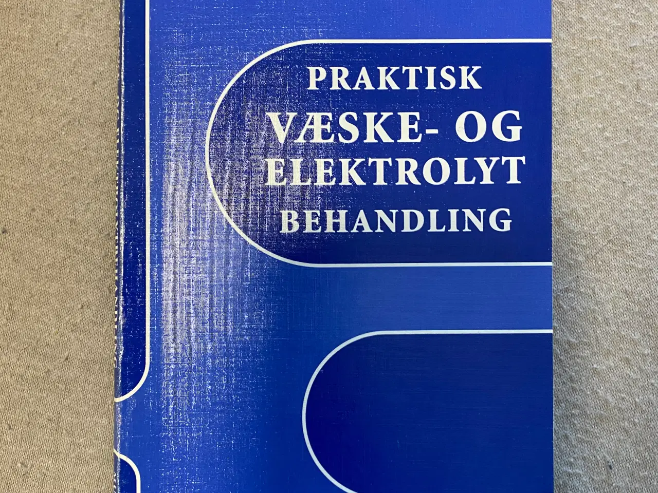 Billede 7 - Bøger brugt i sygepleje uddannelse, gamle. 