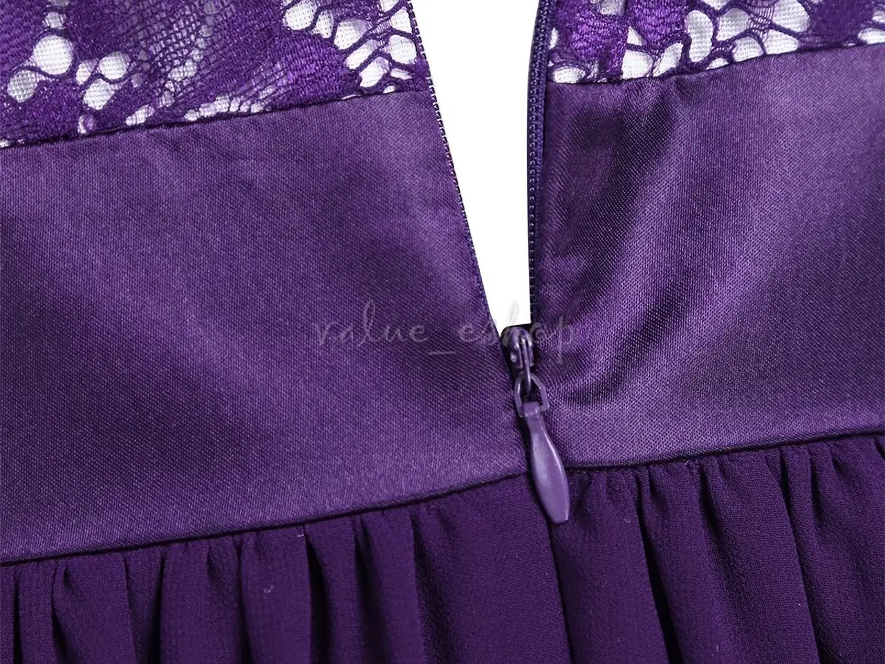 Billede 4 - Galla kjole i skøn lilla farve.str.36