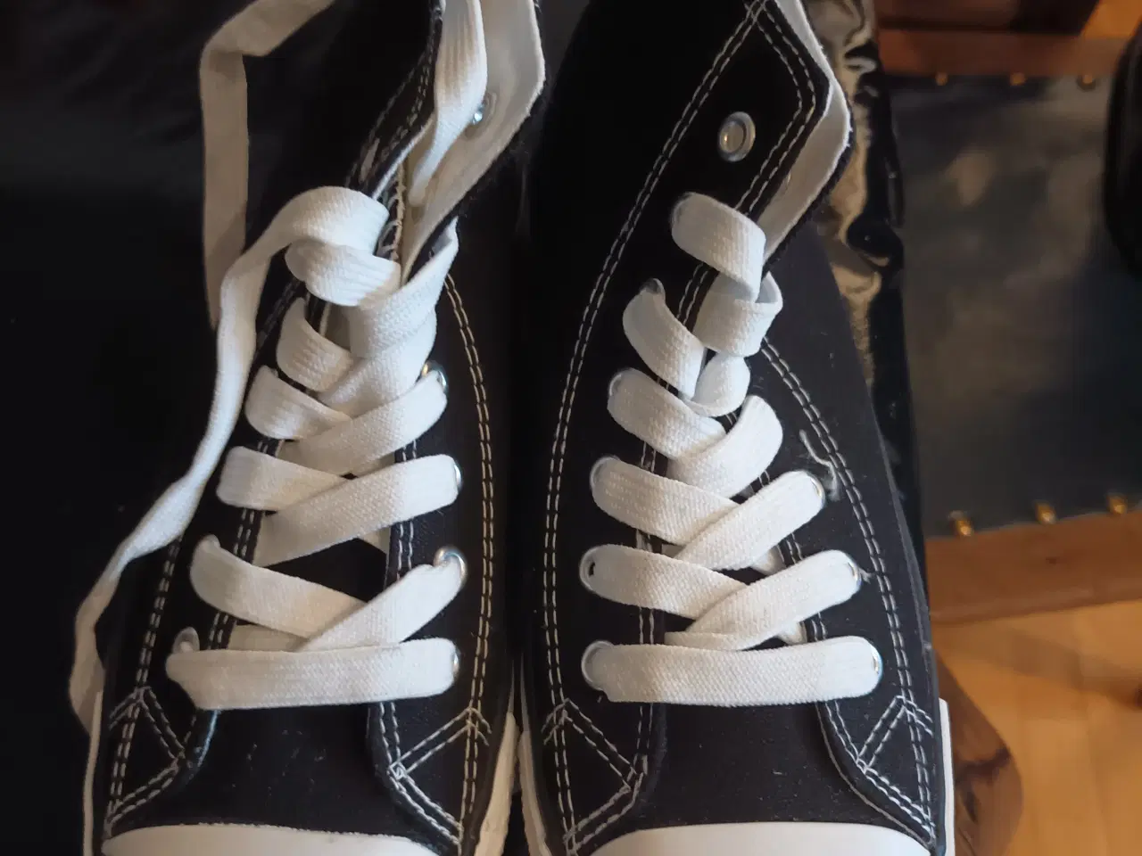 Billede 1 - Converse agtige Sko til børn str 36