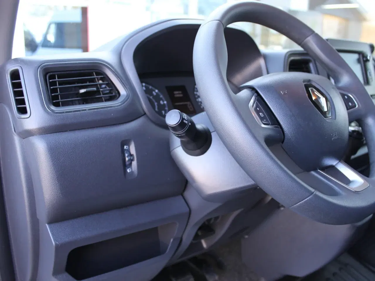 Billede 14 - Renault Master IV T33 2,3 dCi 150 L2H2 Kassevogn Tekno