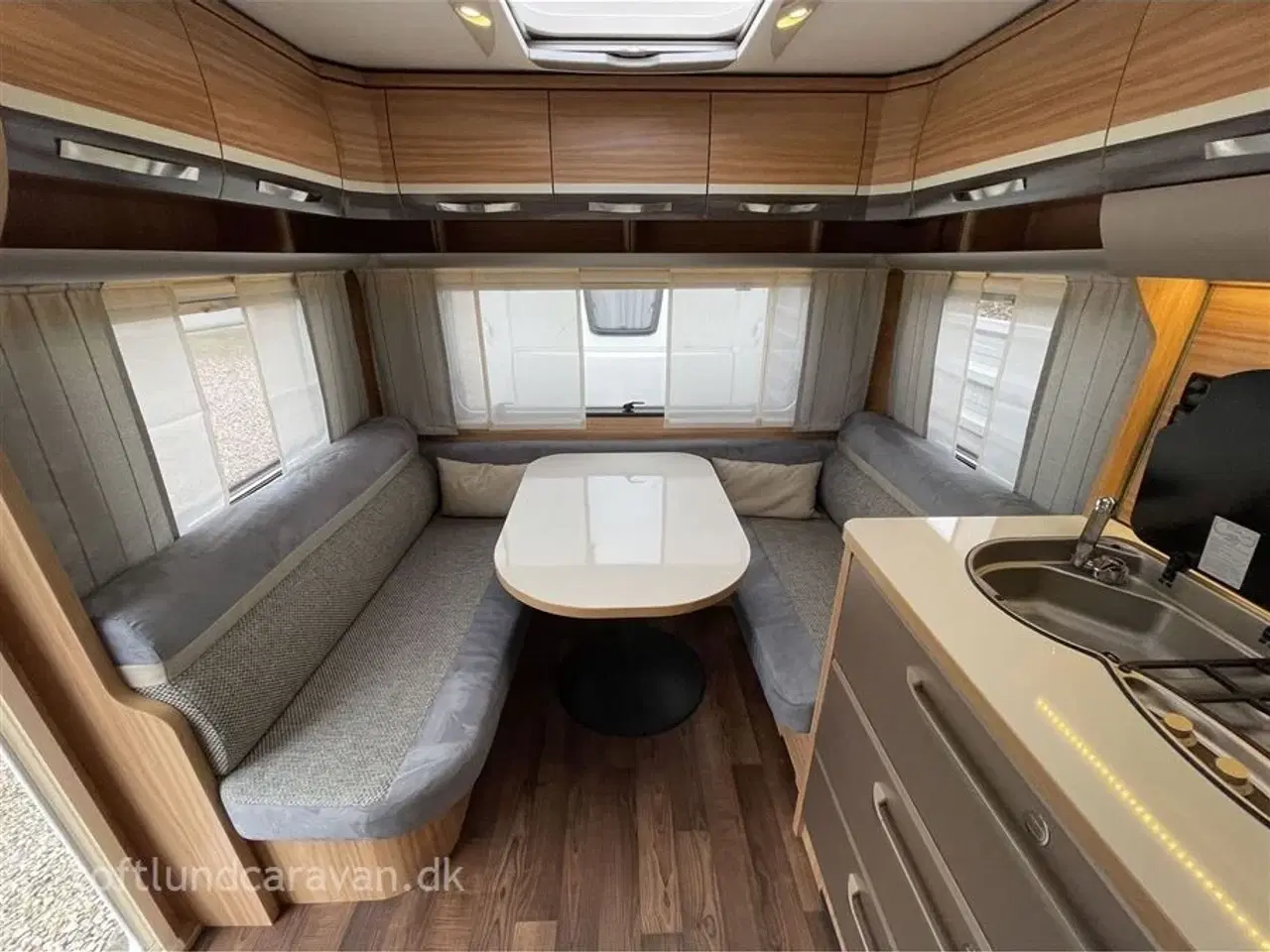 Billede 8 - 2017 - Hymer Eriba Exciting 485   Superflot kvalitetsvogn, 1 ejers, m/MOVER + EL-STØTTEBEN + GULVTEMP. mv.