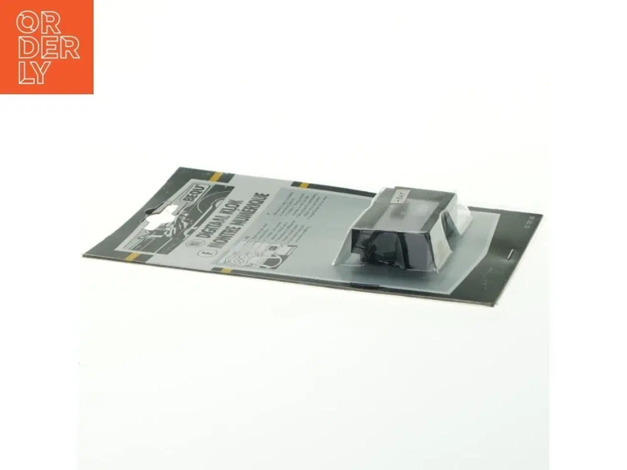 Billede 3 - Digitalt ur fra Bequ (str. 6x3,5 cm)