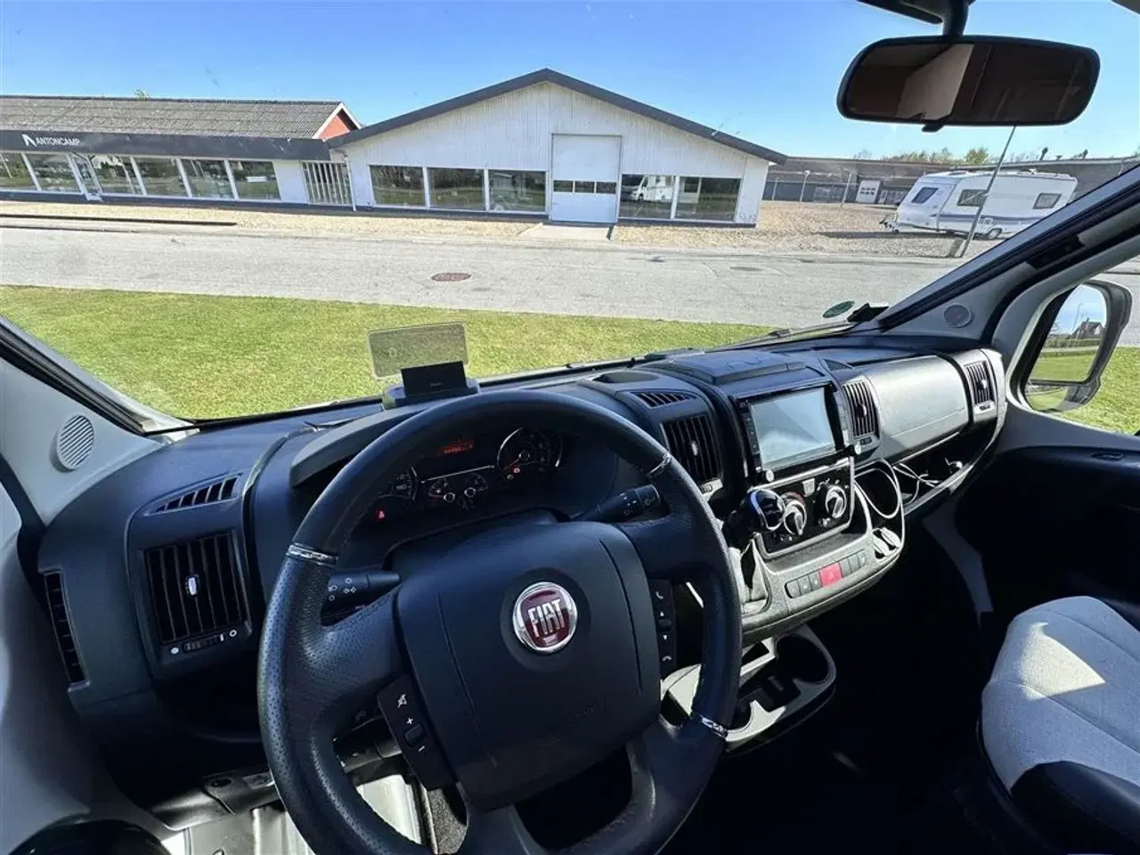 Billede 6 - 2021 - Weinsberg CaraCompact 600 MF "Pepper Edition"   Kompakt autocamper med Automat gear