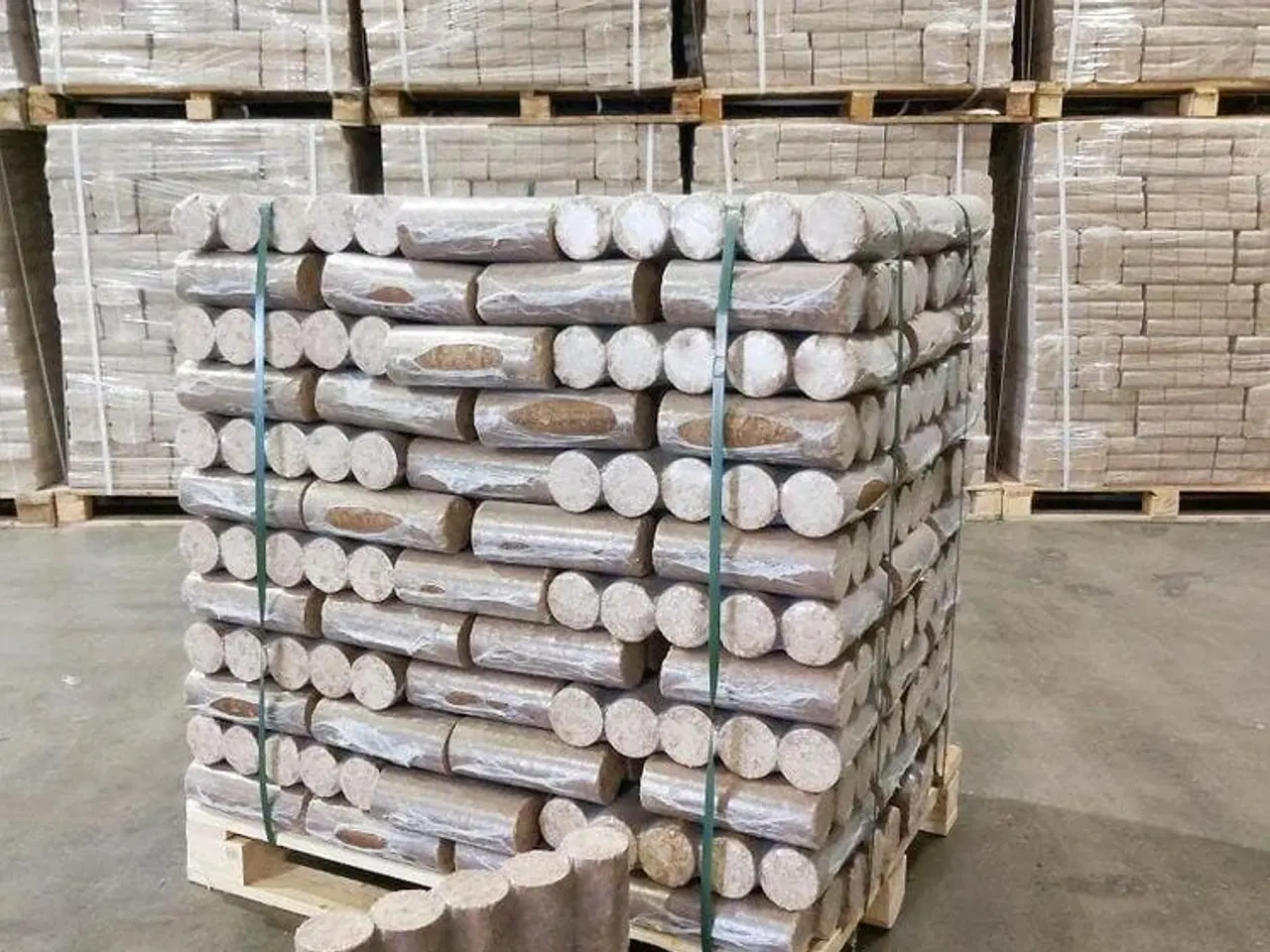 Billede 1 - Træbriketter, Rondo, 960 kg