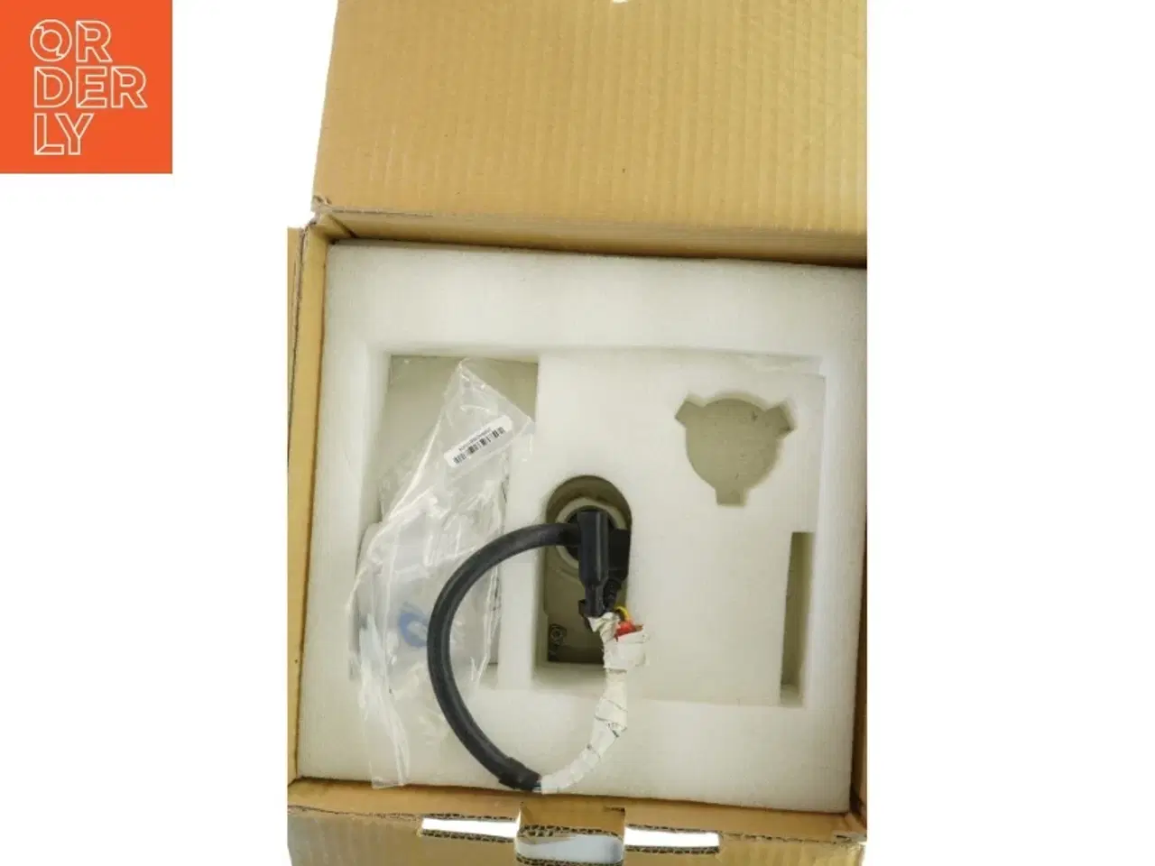 Billede 4 - HIKVISION IR Speed Dome Kamera fra Hikvision (model DS-2DF7284-AEL) (str. 18x399x245 mm)