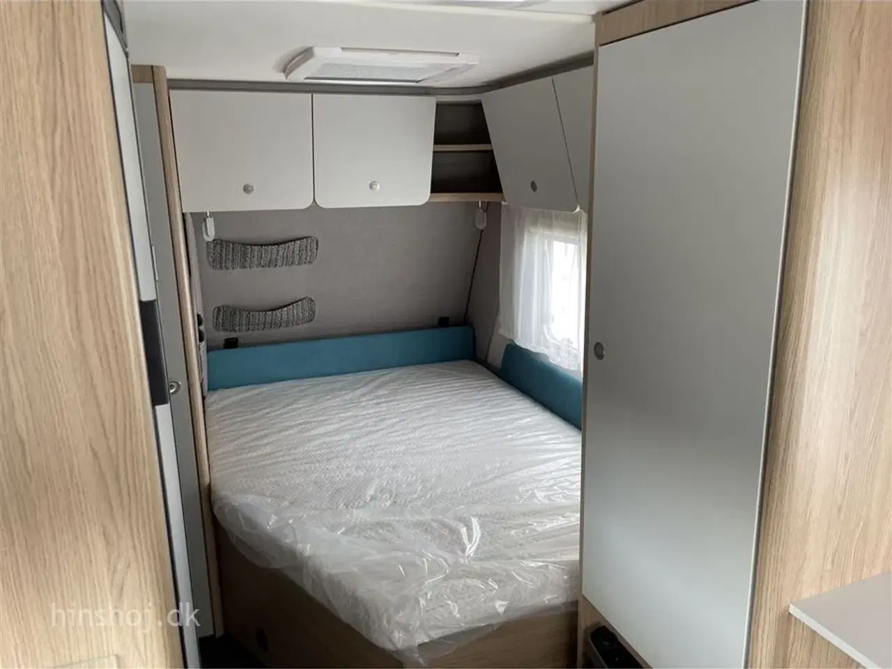 Billede 2 - 2022 - Dethleffs Aero 470 FR "90 Years"    Dethleffs med Fransk dobbeltseng fra Hinshøj Caravan A/S