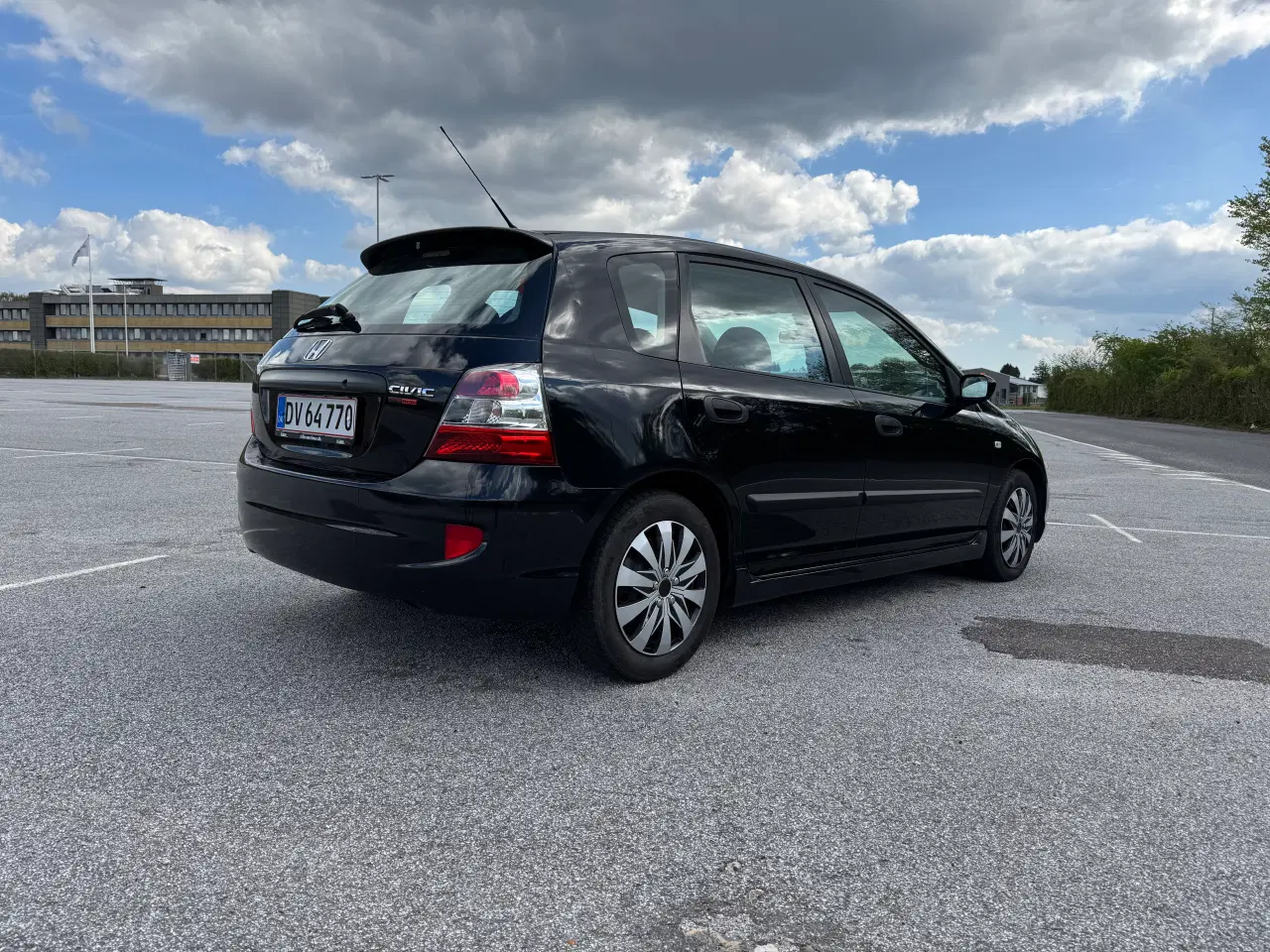 Billede 3 - Honda Civic 1,6i AUT - 5-dørs - God pendlerbil