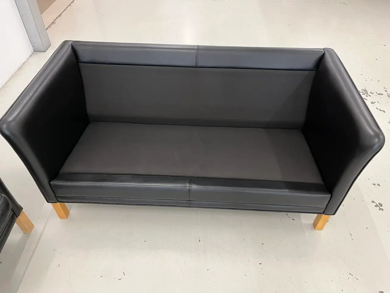Billede 8 - Mogens Hansen MH2225 Sofagruppe i sort prestige.