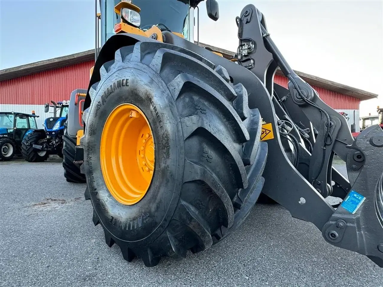 Billede 13 - Volvo L 90 H KUN 5500 TIMER OG NYE DÆK!