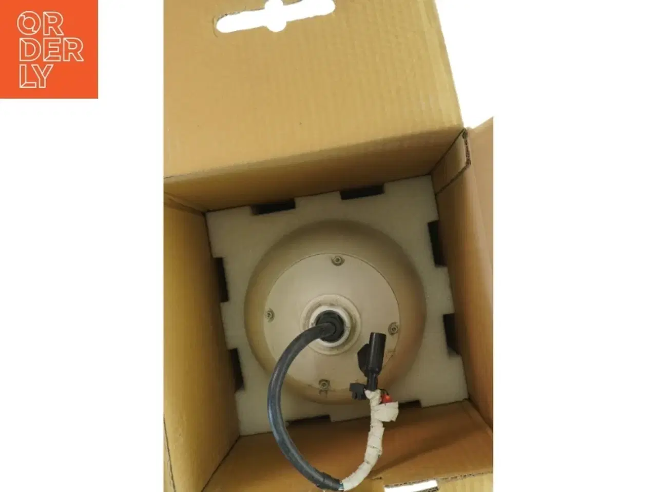 Billede 3 - HIKVISION IR Speed Dome Kamera fra Hikvision (model DS-2DF7284-AEL) (str. 18x399x245 mm)