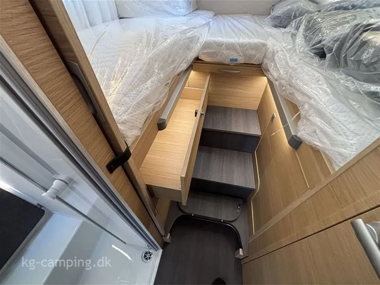Billede 11 - 2024 - Adria Sonic Plus 700 DL   Adria Sonic 700 DL – Bestilt hjem med topudstyr! NU EKSTRA nedsat