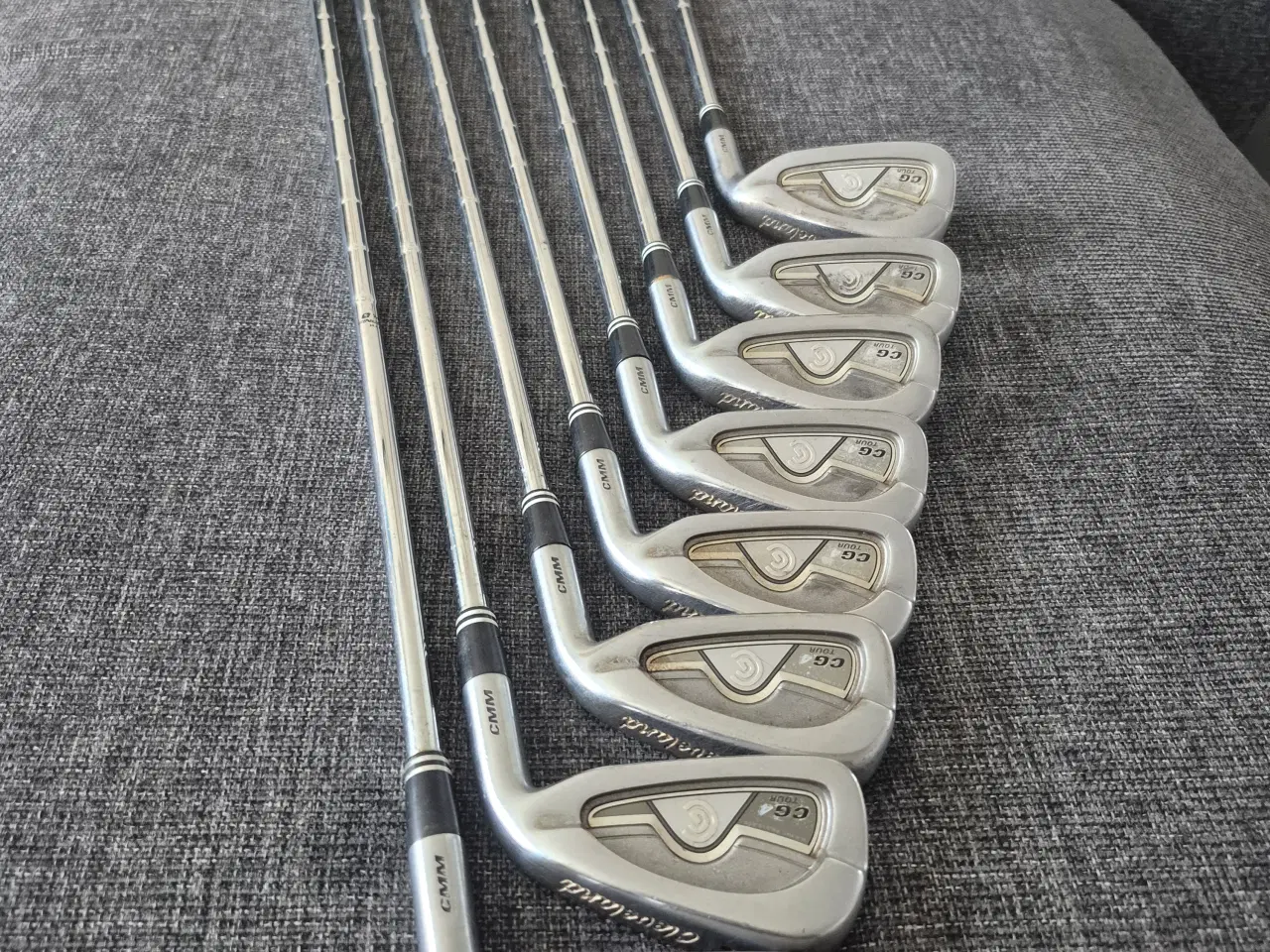 Billede 6 - Golfsæt komplet med bag og vogn