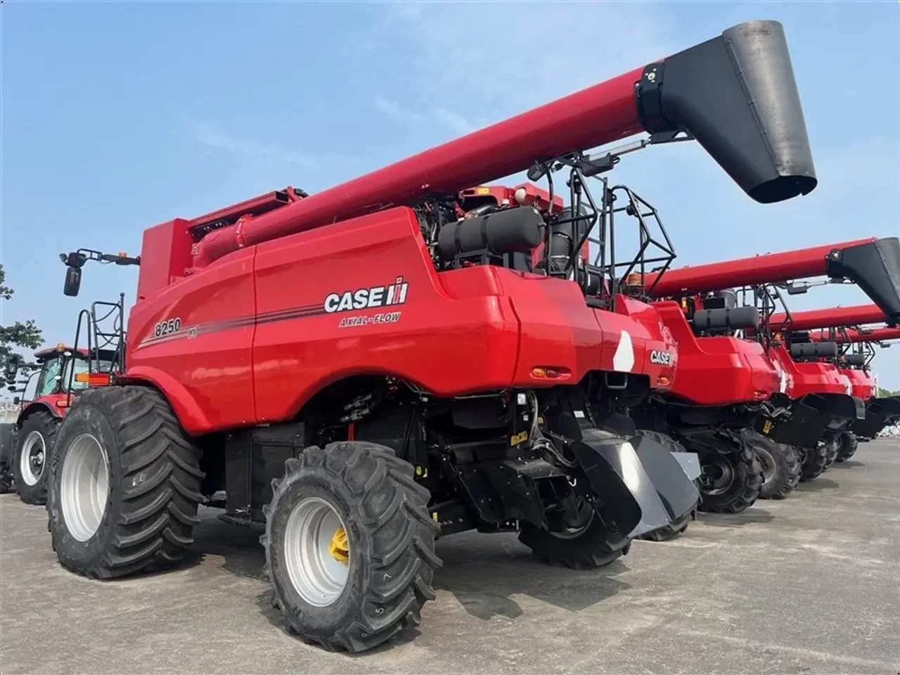 Billede 2 - Case IH 8250 Axial-Flow  New and unused combine