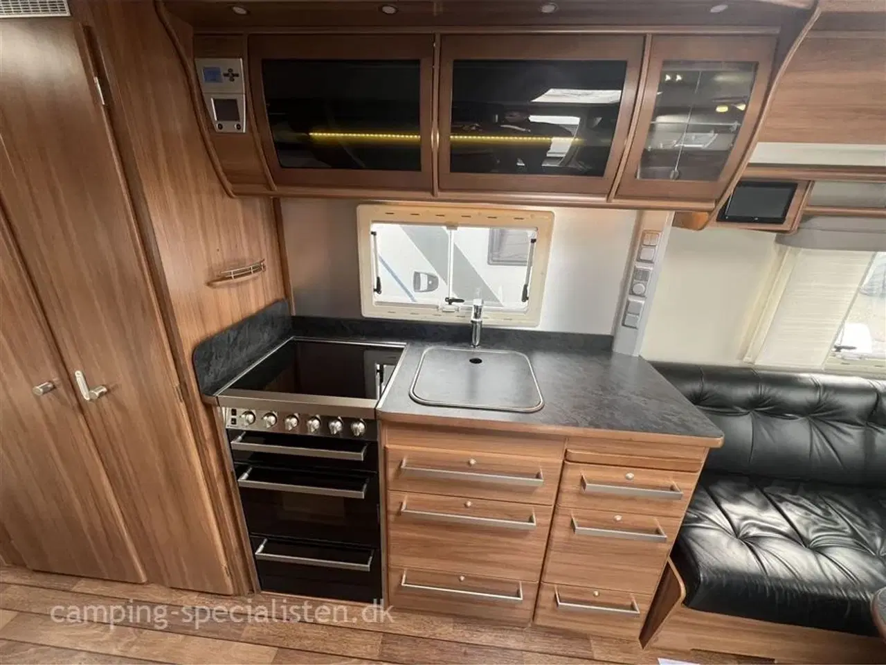 Billede 9 - 2014 - Cabby Caienna 620 F3   2014 Cabby Caienna 620 F3 - Dobbeltseng - se den nu hos Camping-Specialisten