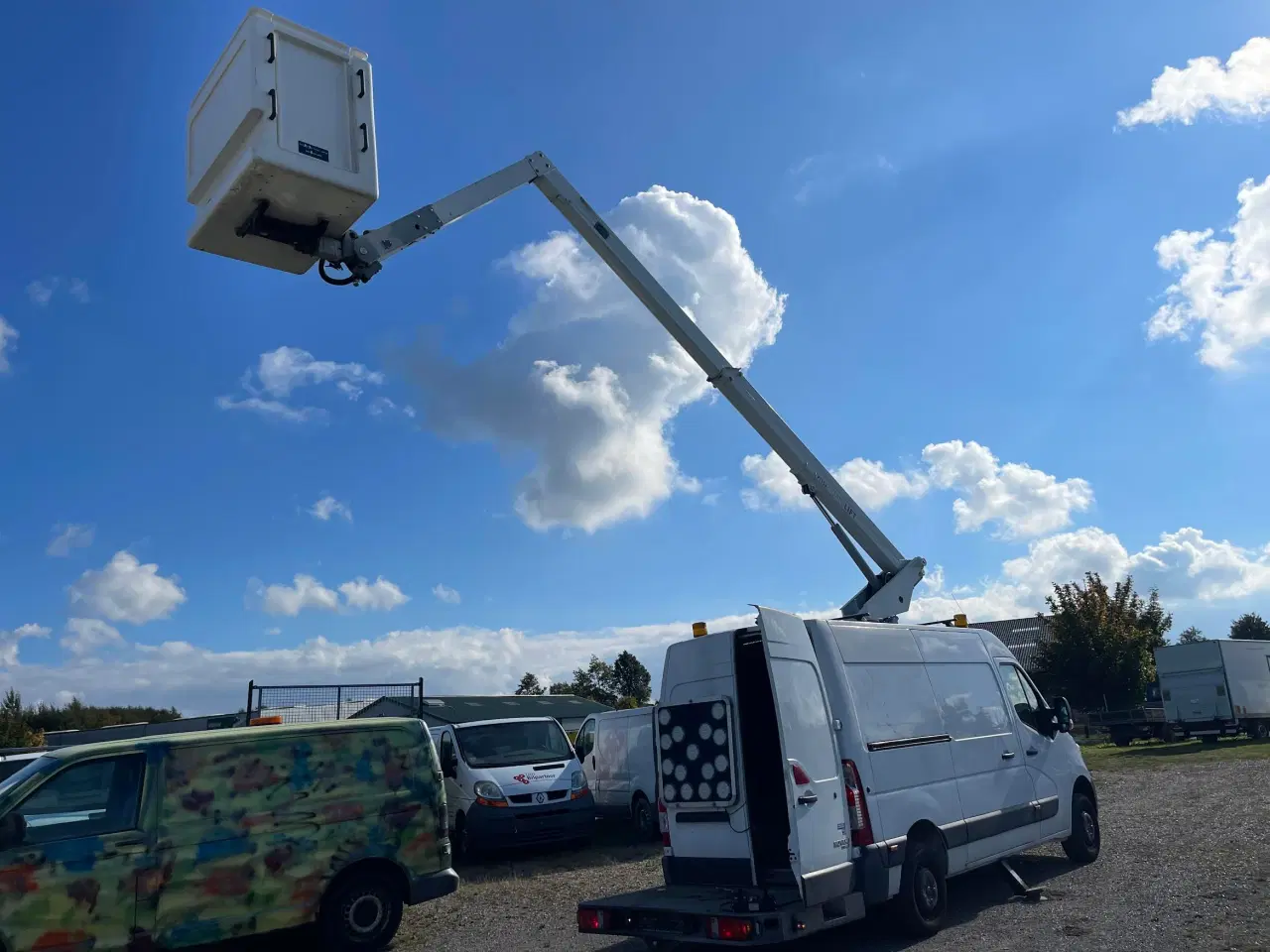 Billede 1 - Opel Movano liftbil