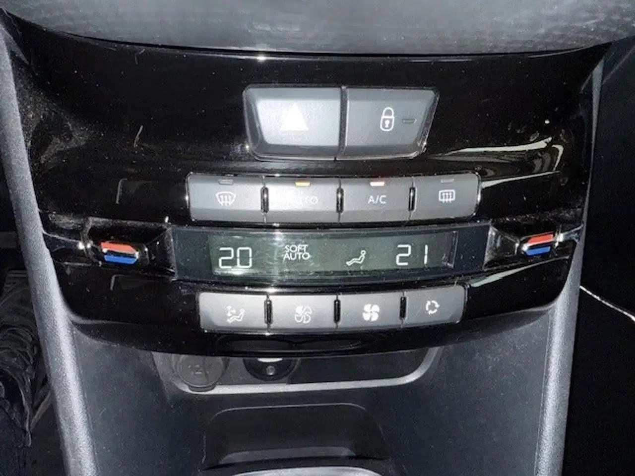 Billede 16 - Peugeot 2008 1,2 e-THP 110 Selection Sky