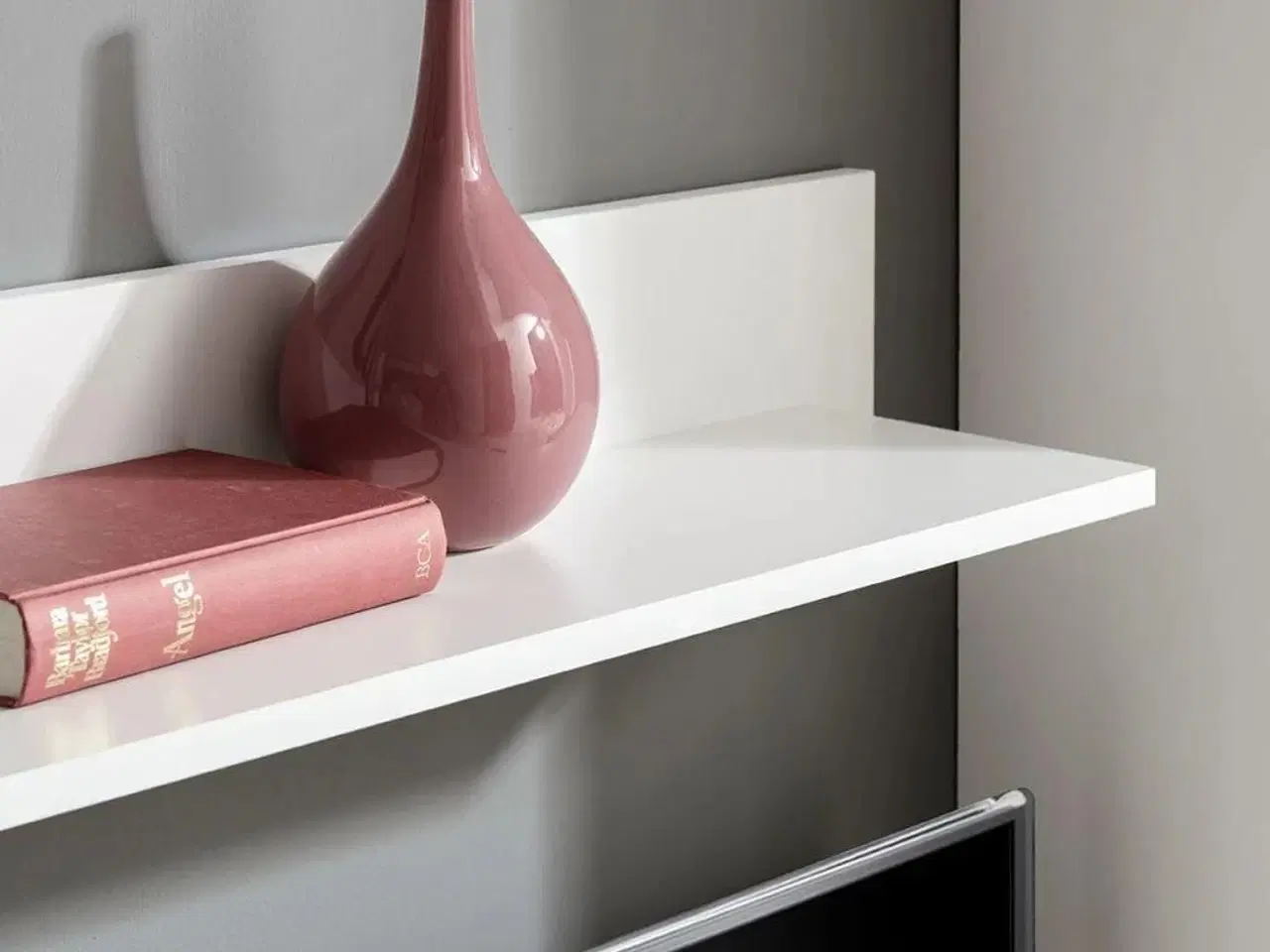 Billede 3 - Skabssæt med tv-skab og LED-lys 5 dele sort