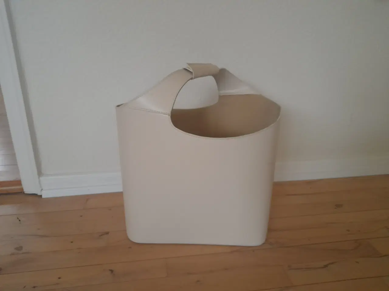 Billede 1 - Blad/magasin/avisholder