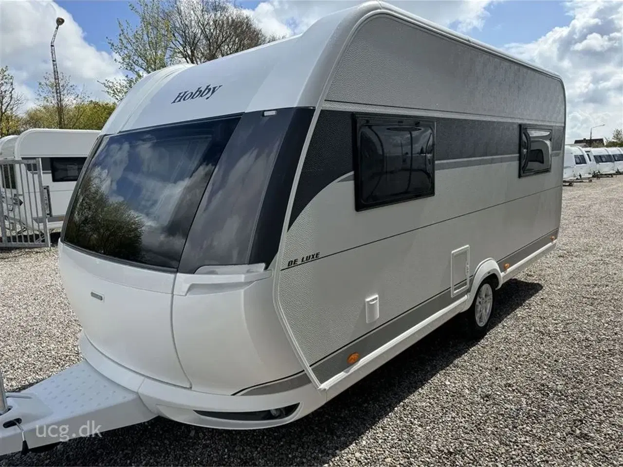 Billede 3 - 2024 - Hobby De Luxe 460 LU   Prisen er inkl. klargøring, gastest, fugttest, syn og nummerplade.