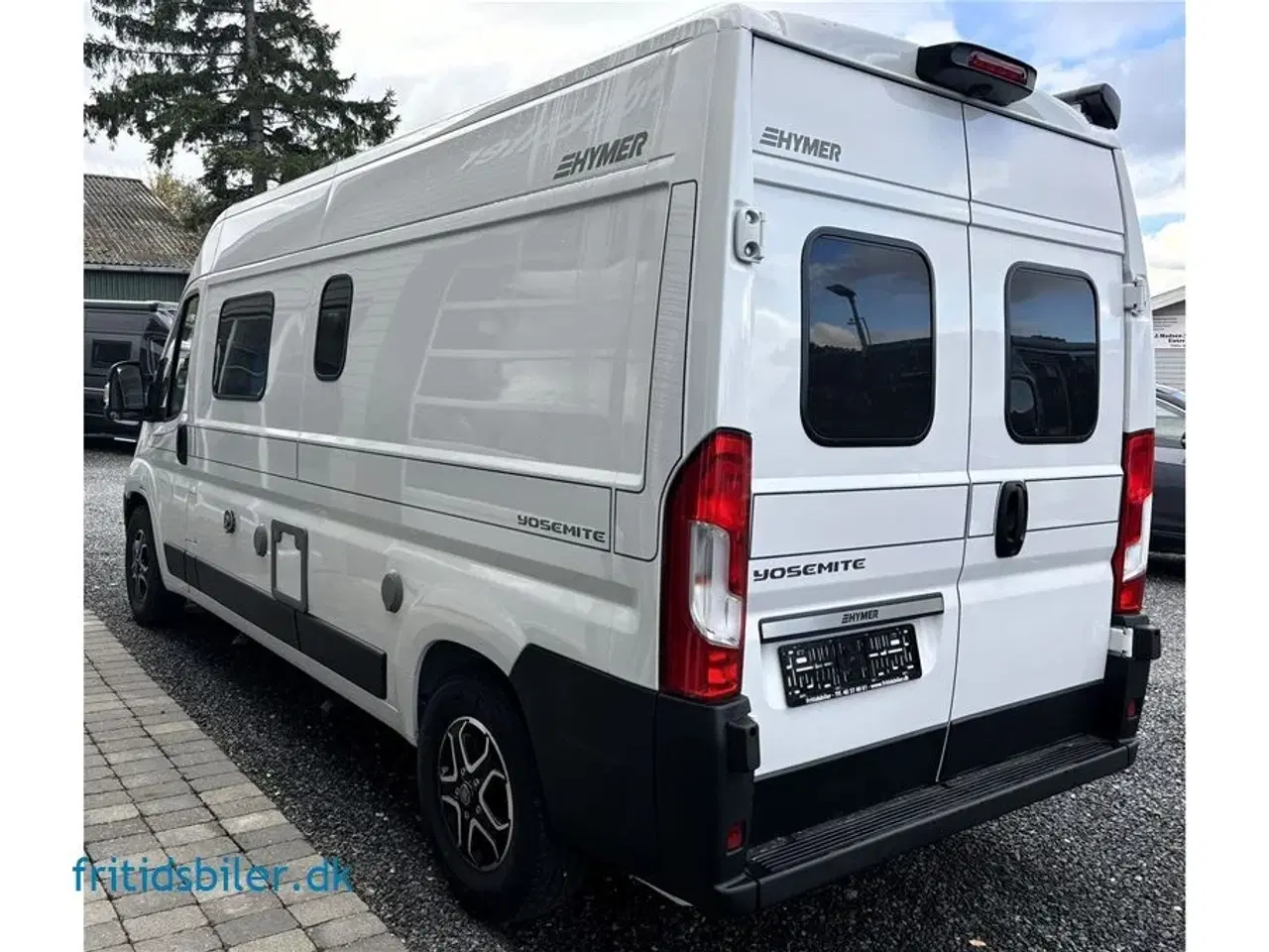 Billede 3 - 2024 - Hymer   Hymer Yosemite med alt udstyr under 6 m med langsgående senge