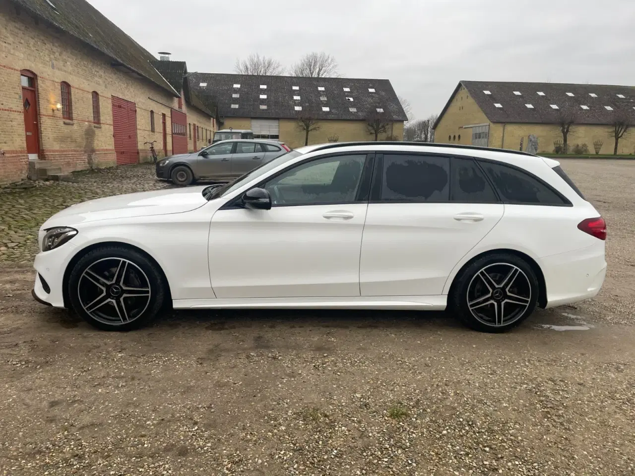 Billede 8 - Mercedes C220 d 2,2 AMG Line stc. aut.