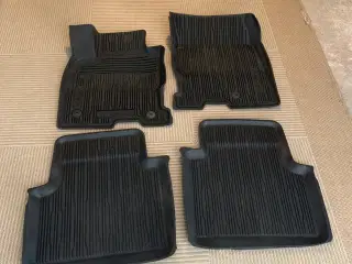 Originale gummimåtter til Ford Kuga Hybrid